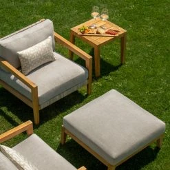 NewAge Products Sofas & Sectionals Lakeside 8 Piece Chat Set With 3-Seater Sofa And Umbrella